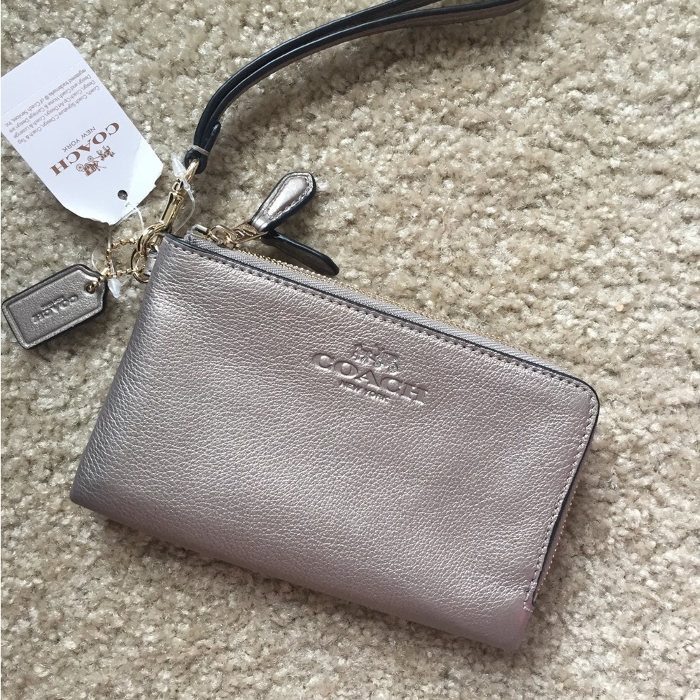 Coach double Zip Wristlet Wallet NWT